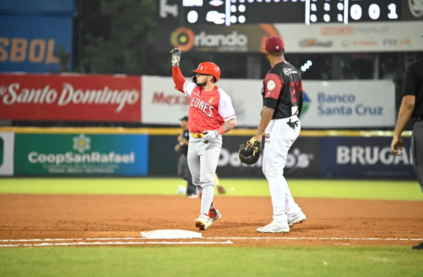 Aguilas se afianzan en el primer lugar; Toros vencen a los Tigres