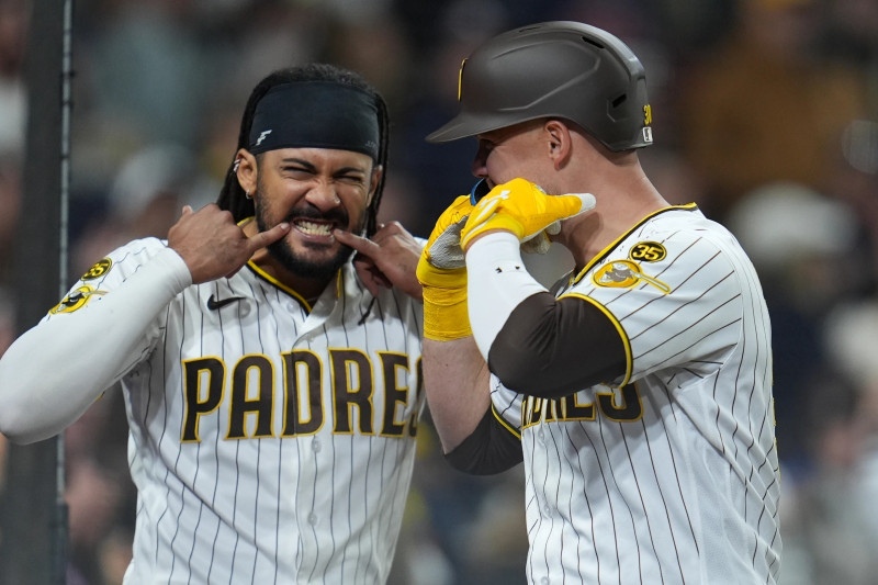 Manny Machado conecta tres hits y anota tres carreras en victoria de los San Diego Padres