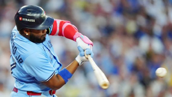 Vladimir Guerrero Jr. conecta tres hits en triunfo de Toronto