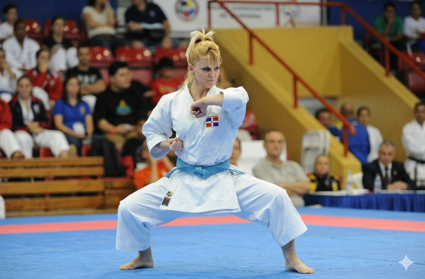 María Dimitrova gana oro en el Panamericano de Karate