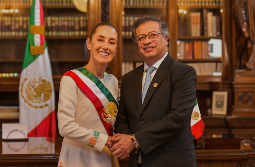 México pide respeto a denuncia de Petro sobre presunto fraude en Colombia
